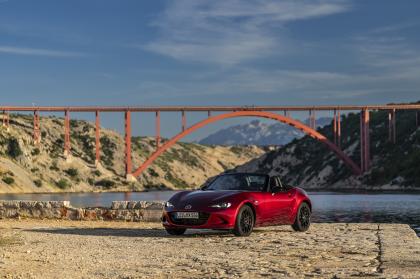H Mazda εργάζεται πάνω στον «εξηλεκτρισμό» του MX-5